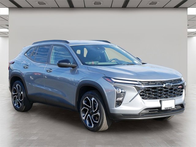 Used 2024 Chevrolet Trax RS w/ Sunroof Package