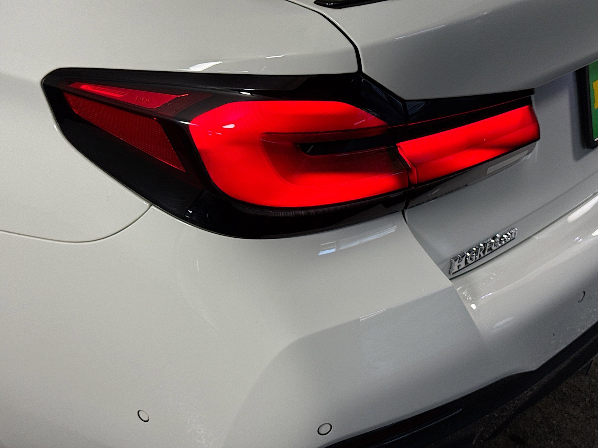 Used 2023 BMW 530e w/ M Sport Package image 36