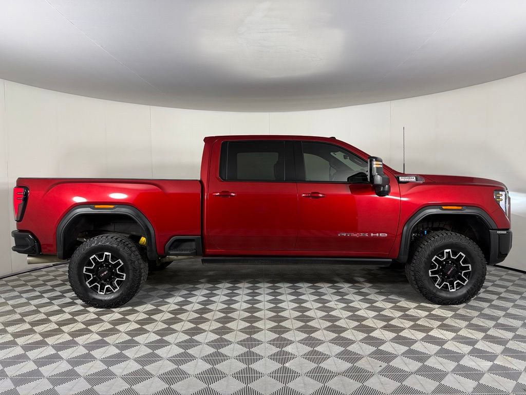 Used 2025 GMC Sierra 2500 AT4X AWD/4WD image 5
