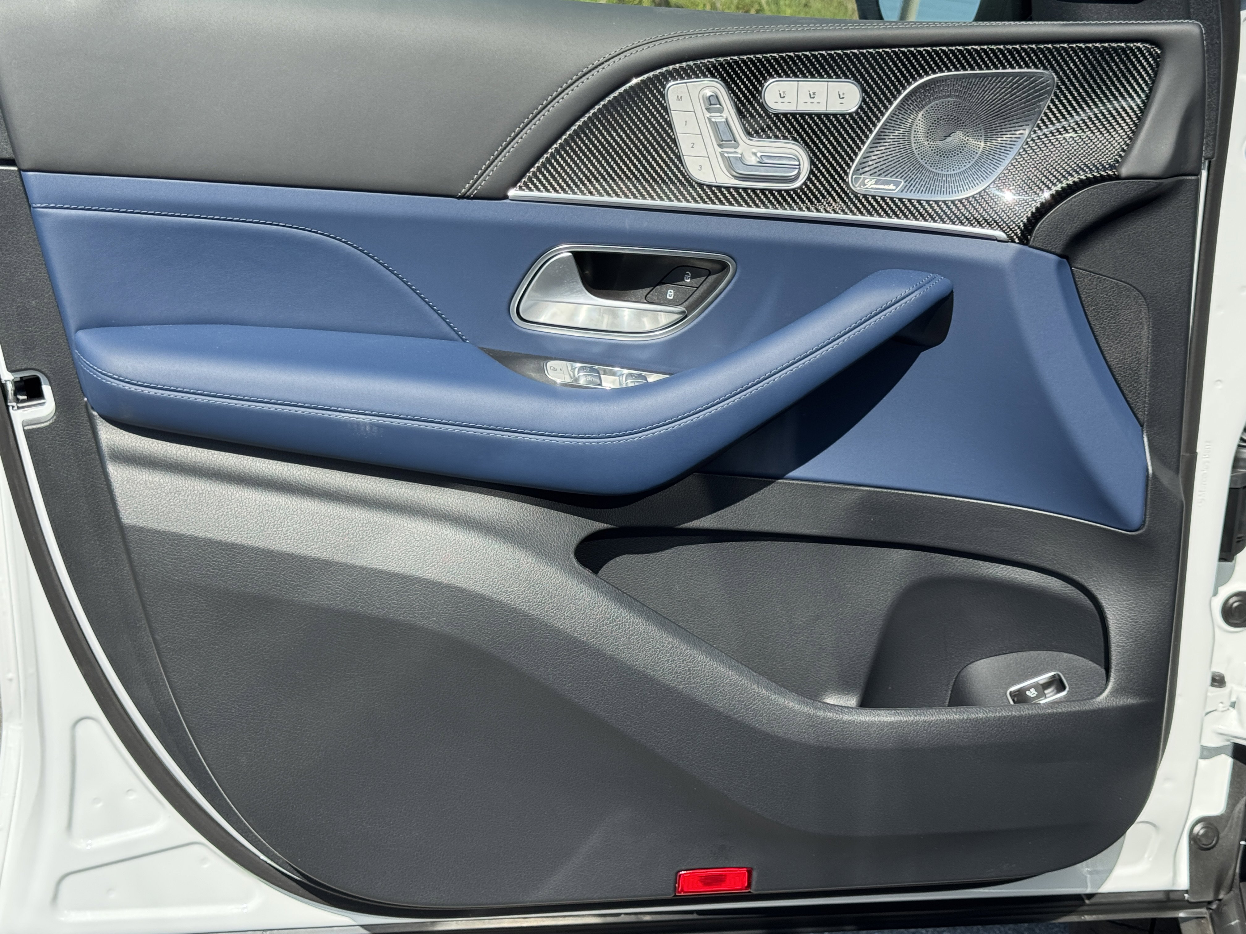 New 2026 Mercedes-Benz GLS 63 AMG 4MATIC image 16