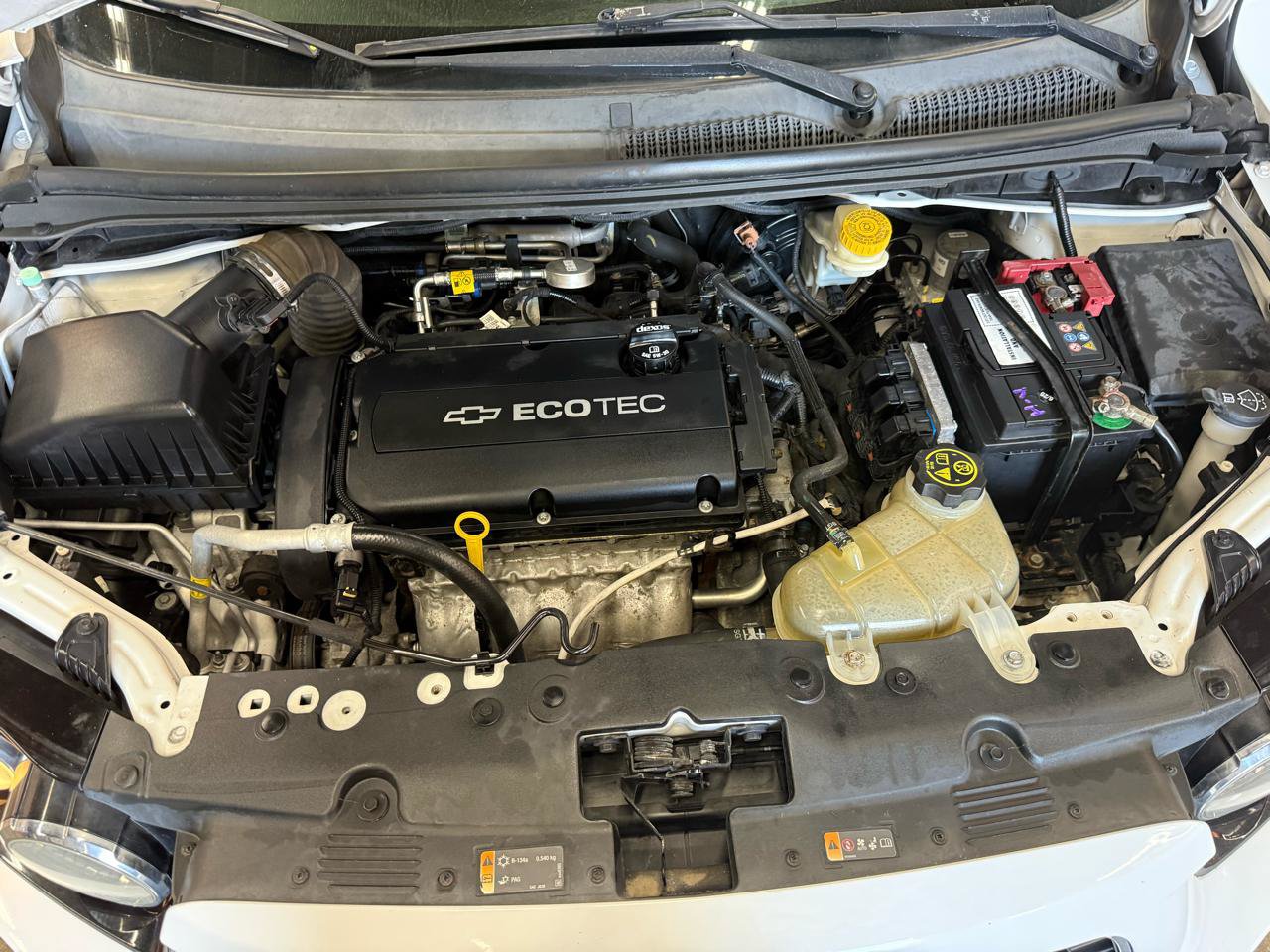 Used 2015 Chevrolet Sonic LT FWD image 20