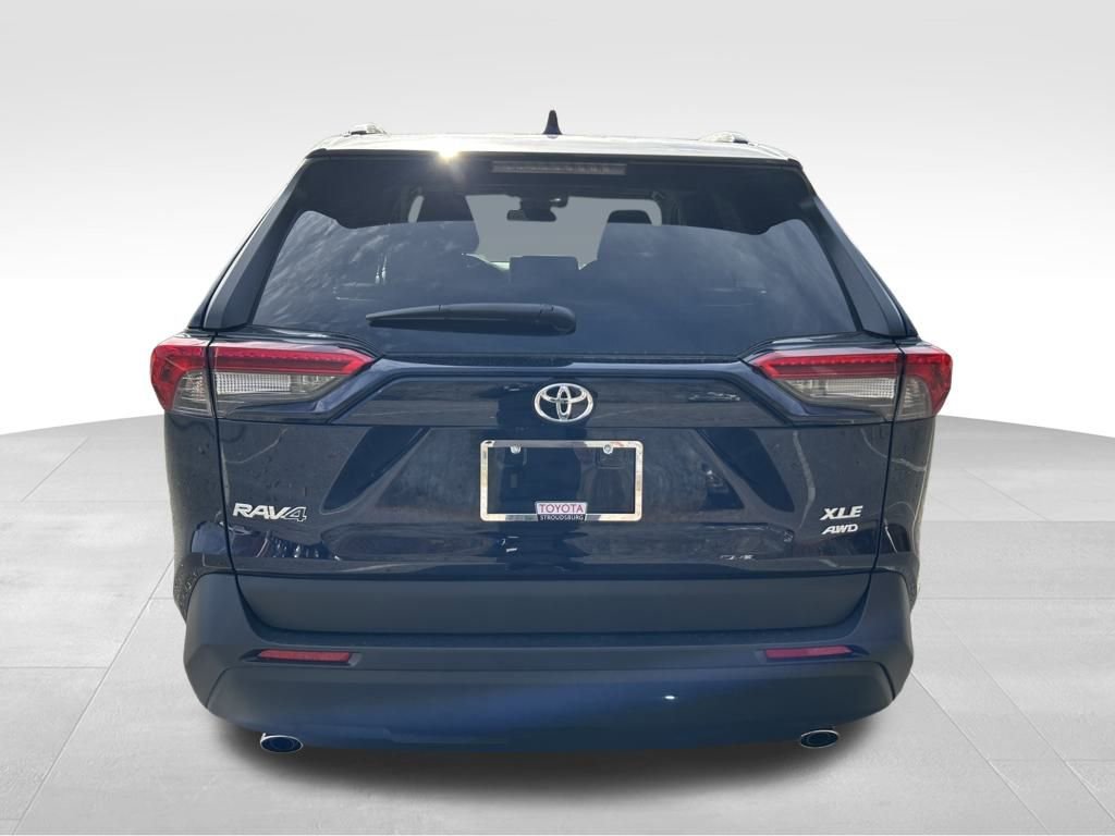 New 2025 Toyota RAV4 XLE image 4