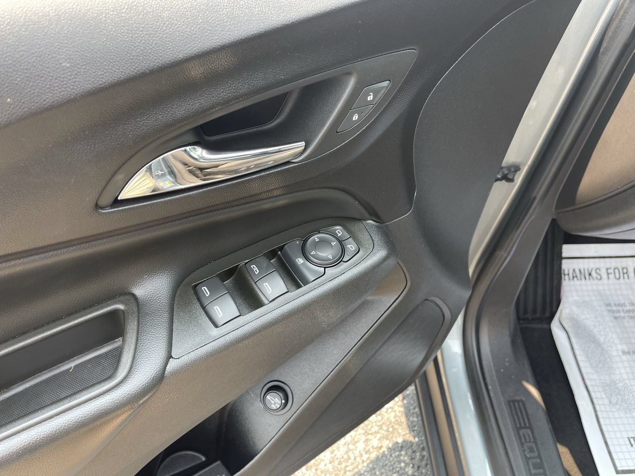 Certified 2024 Chevrolet Equinox LT FWD image 23