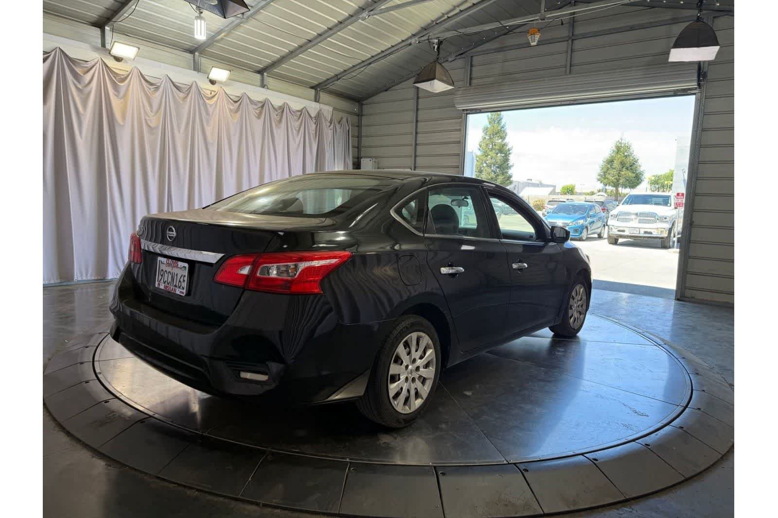 Used 2018 Nissan Sentra S FWD image 8