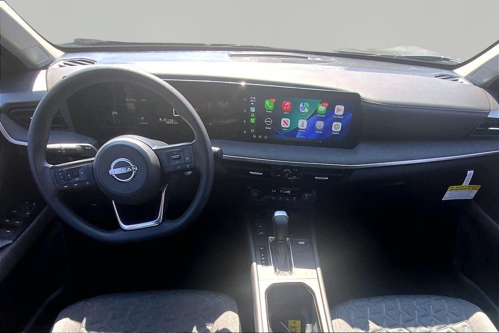 Used 2026 Nissan Kicks SV FWD image 7