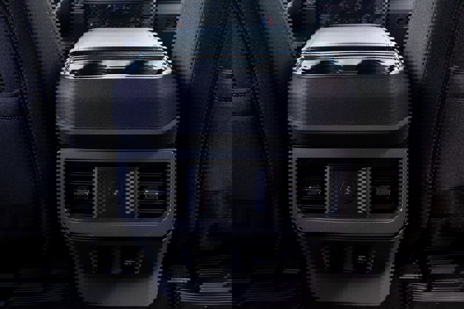 Used 2023 Ford F250 XLT w/ XLT Premium Package image 31