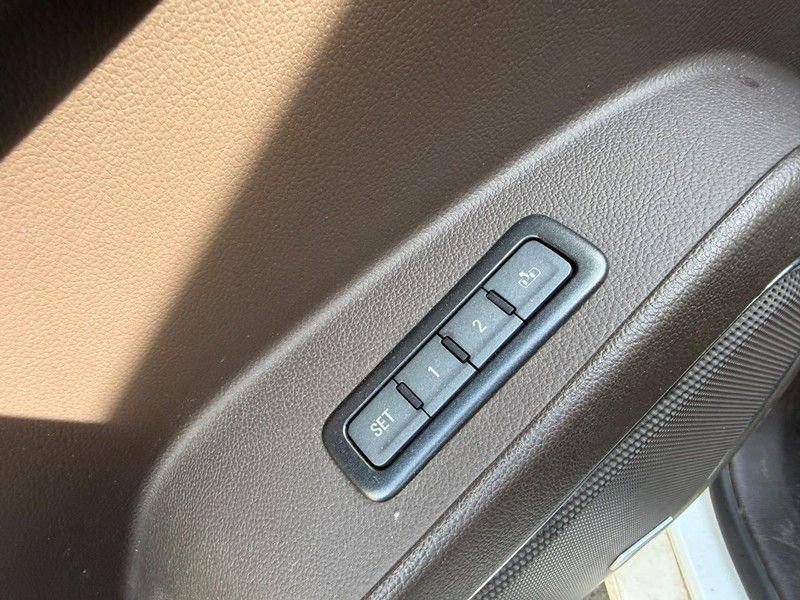 Used 2017 GMC Yukon Denali w/ Open Road Package image 21