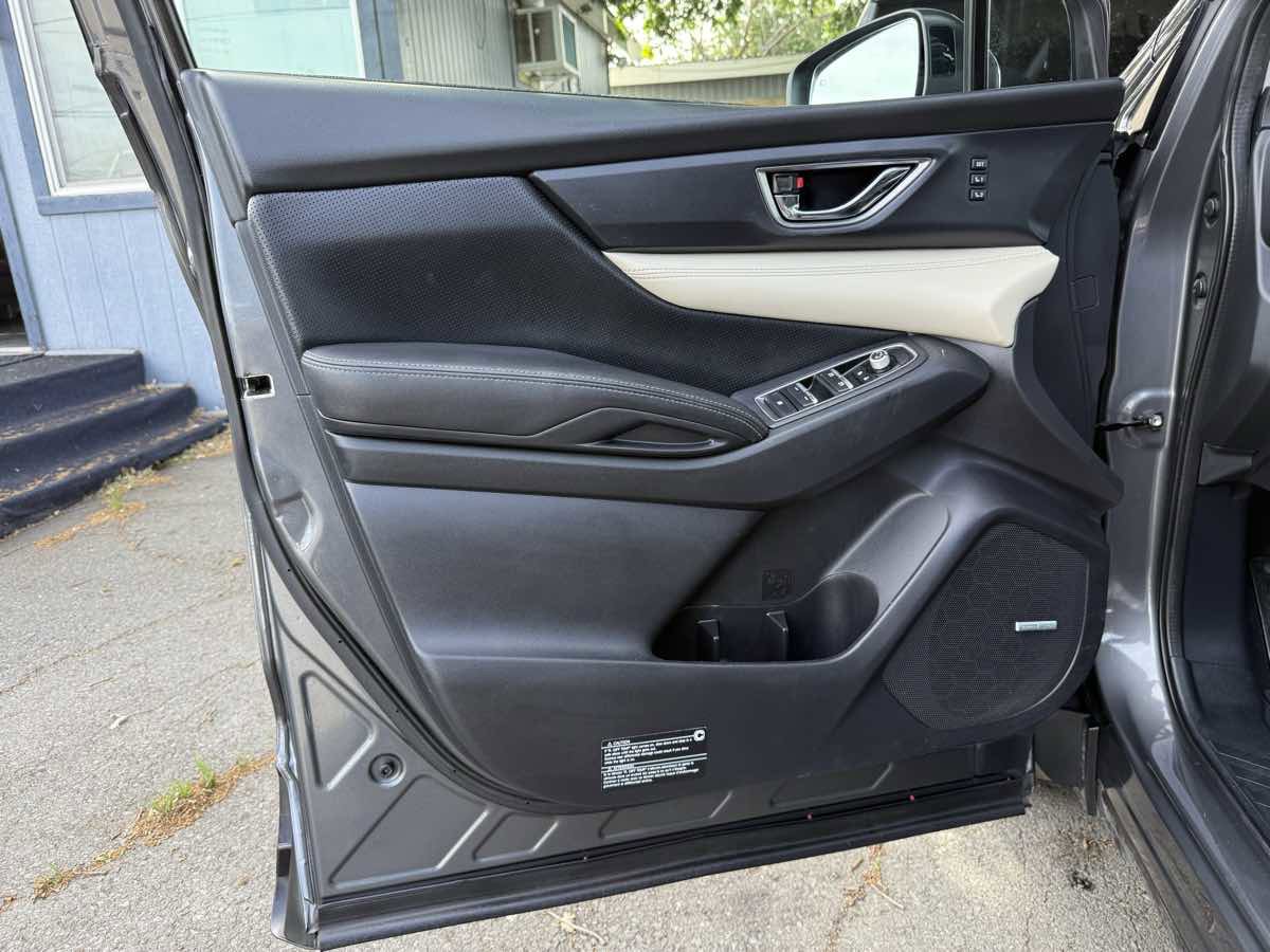 Used 2020 Subaru Ascent Limited w/ Technology Package image 23