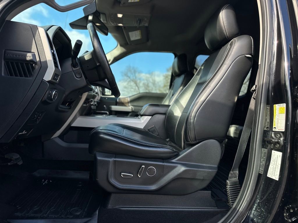 Certified 2019 Ford F250 Lariat w/ Lariat Ultimate Package image 16
