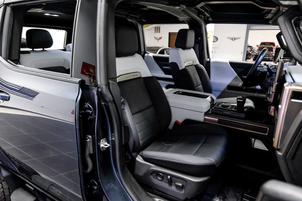 Used 2025 GMC Hummer EV 3X AWD/4WD image 35