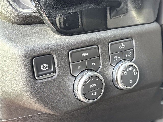 New 2026 GMC Sierra 1500 SLE image 25