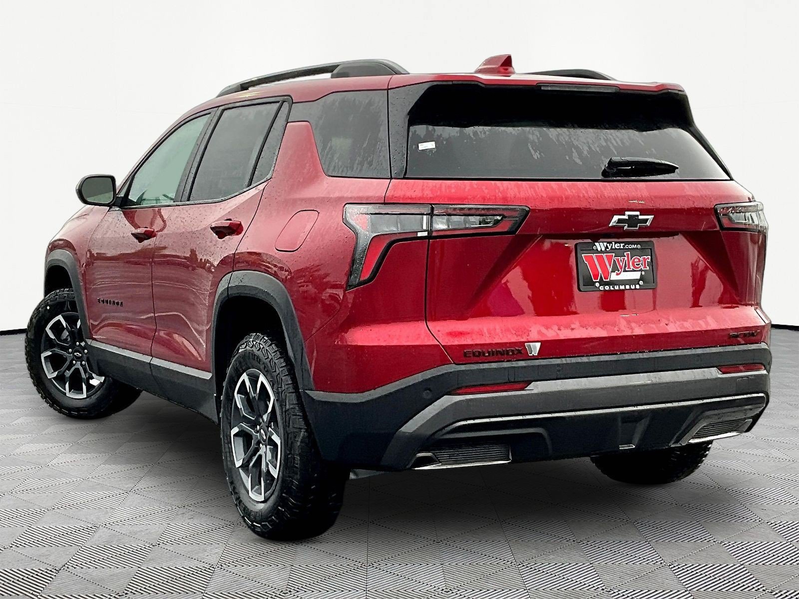 New 2026 Chevrolet Equinox ACTIV FWD image 3