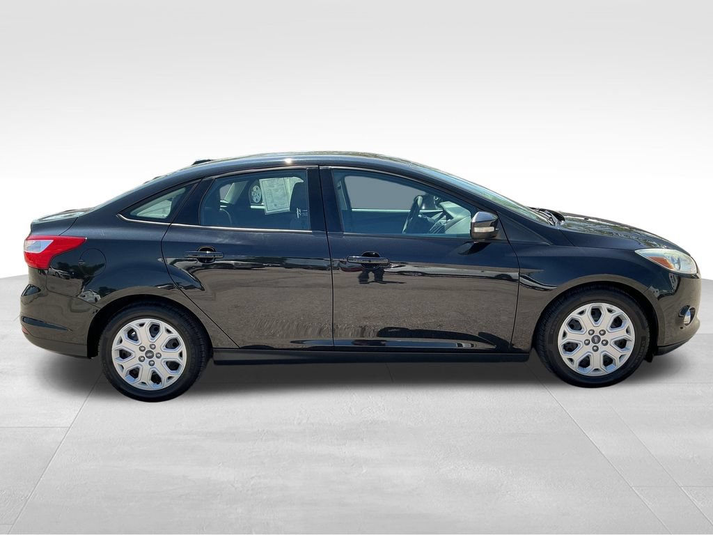 Used 2012 Ford Focus SE FWD image 7