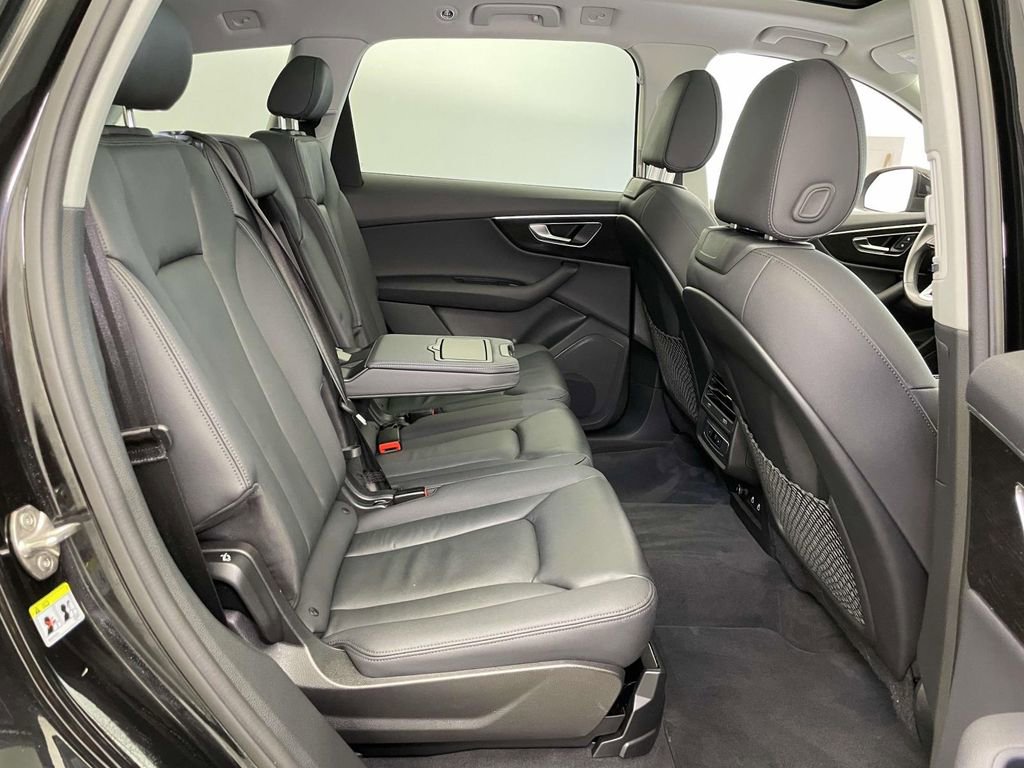 Used 2023 Audi Q7 2.0T Premium w/ Convenience Package image 23