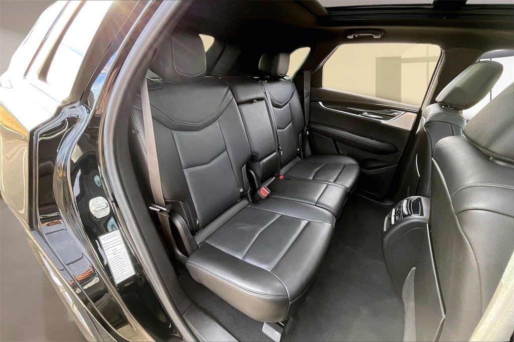 Certified 2023 Cadillac XT5 Premium Luxury image 29