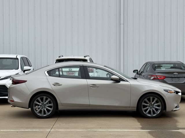 Used 2025 MAZDA MAZDA3 s FWD image 3