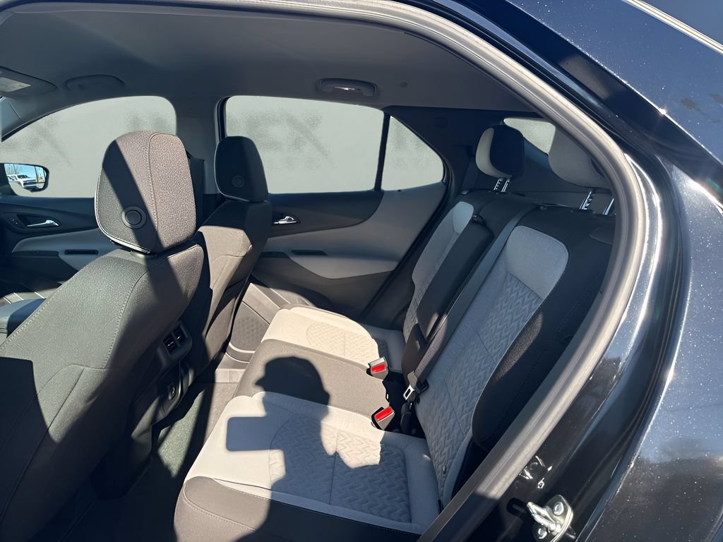 Used 2024 Chevrolet Equinox LS FWD image 11