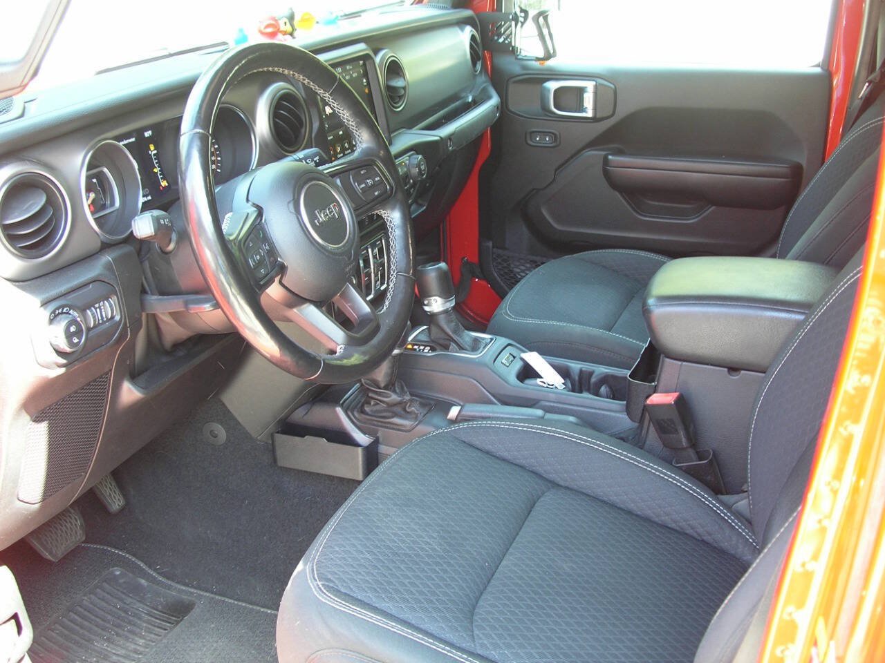 Used 2021 Jeep Gladiator Sport w/ Quick Order Package 24Q 80Th AWD/4WD image 4