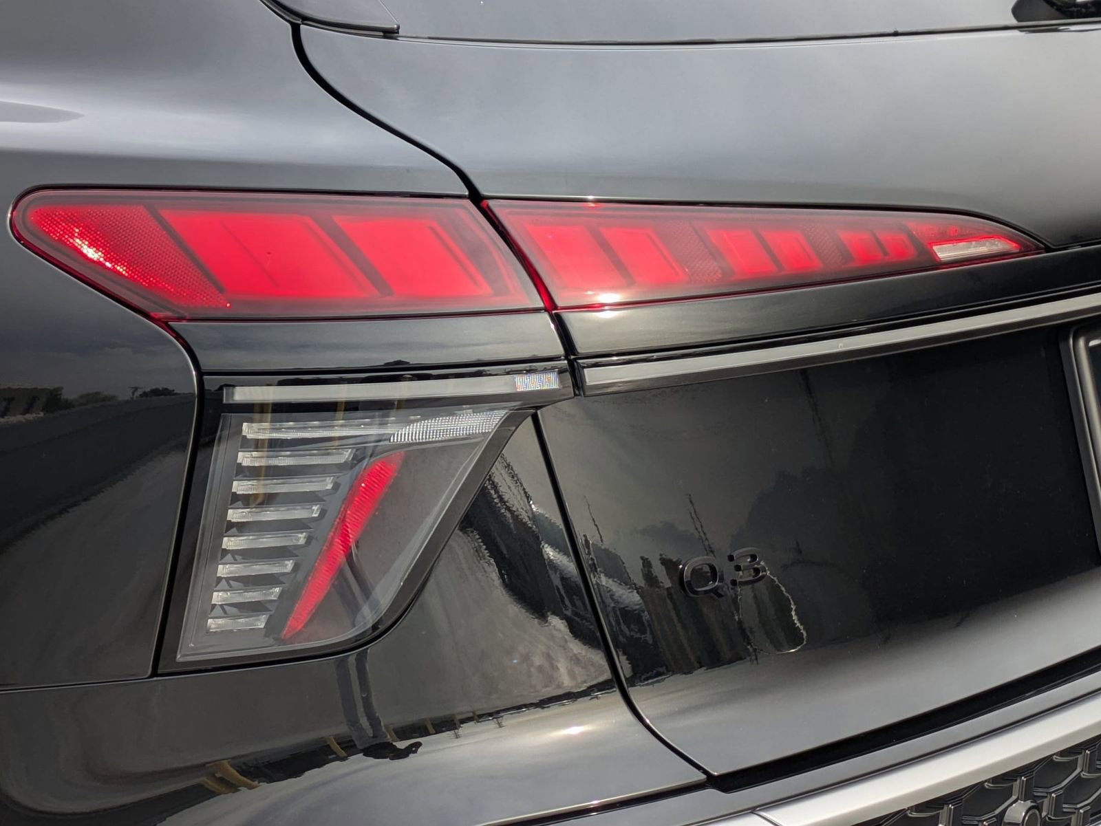 New 2026 Audi Q3 quattro 2.0T image 14