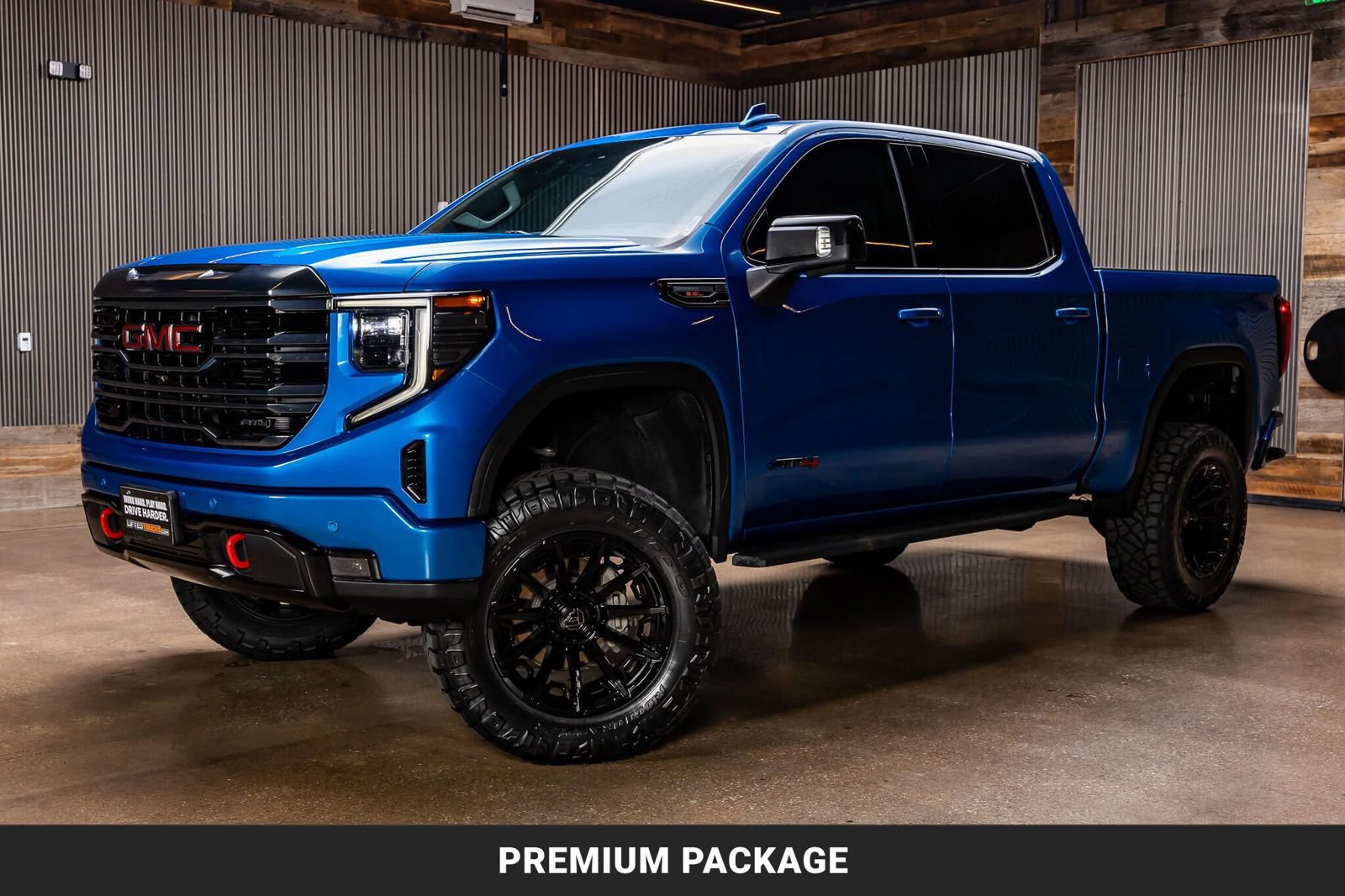 Used 2023 GMC Sierra 1500 AT4 w/ AT4 Premium Package AWD/4WD image 5