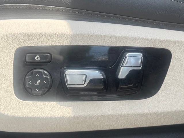 Used 2024 BMW X7 M60i w/ Climate Comfort Package AWD/4WD image 15