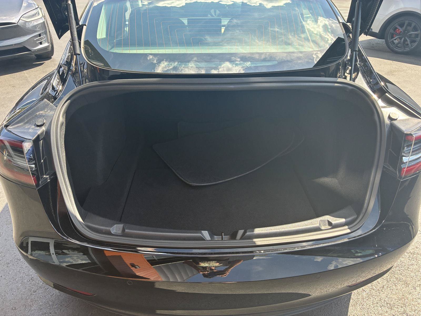 Used 2019 Tesla Model 3 Mid Range RWD image 13