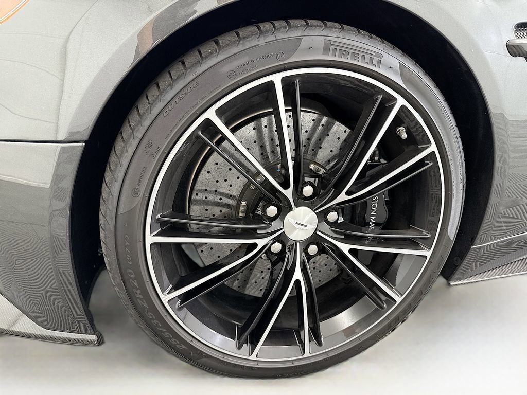 Used 2014 Aston Martin Vanquish Volante image 34