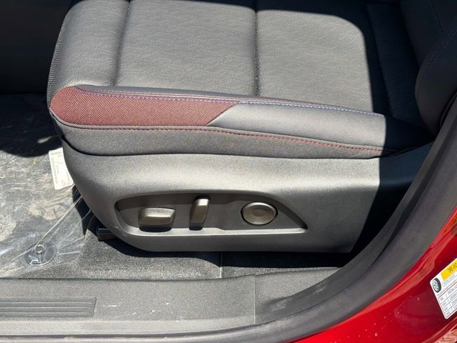New 2026 Chevrolet Equinox RS w/ Convenience Package III FWD image 19
