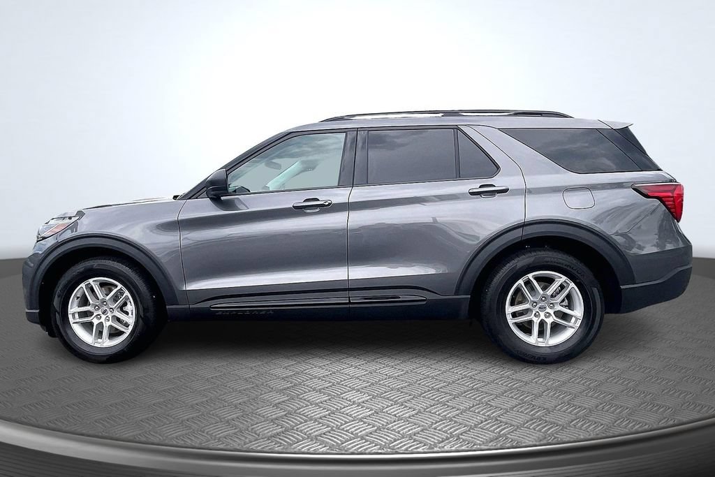 Used 2026 Ford Explorer Active w/ Active Comfort Package RWD image 8
