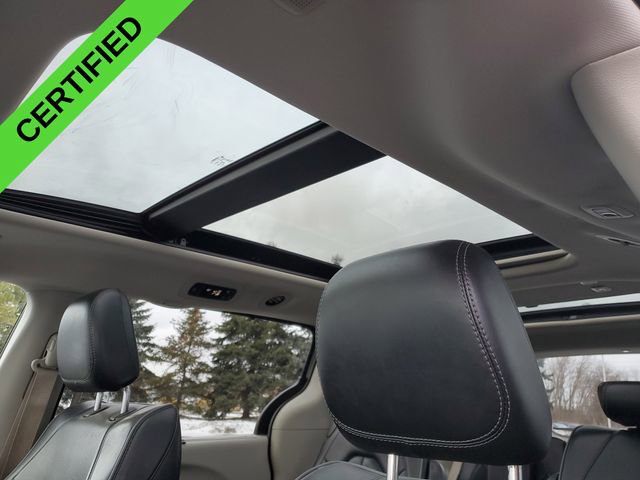 Used 2019 Chrysler Pacifica Limited image 20