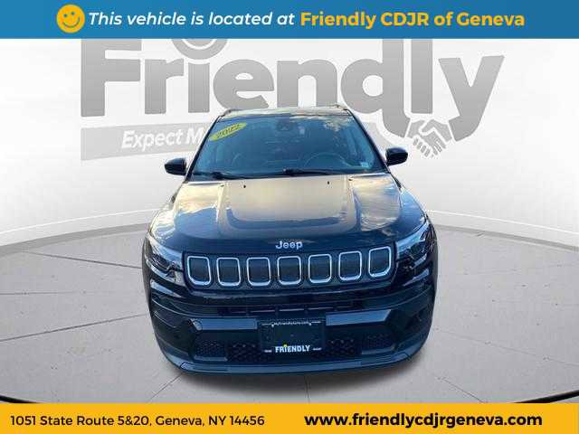 Used 2022 Jeep Compass Latitude w/ Sun and Sound Group image 2