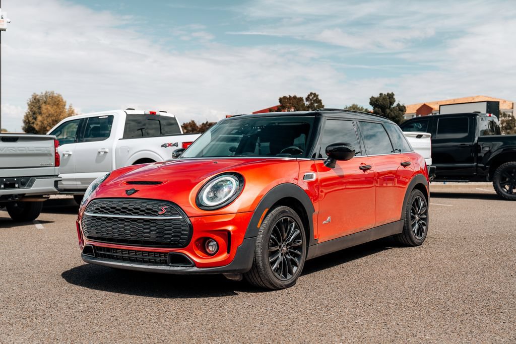 Used 2022 MINI Cooper Clubman S w/ Premium Package AWD/4WD image 3