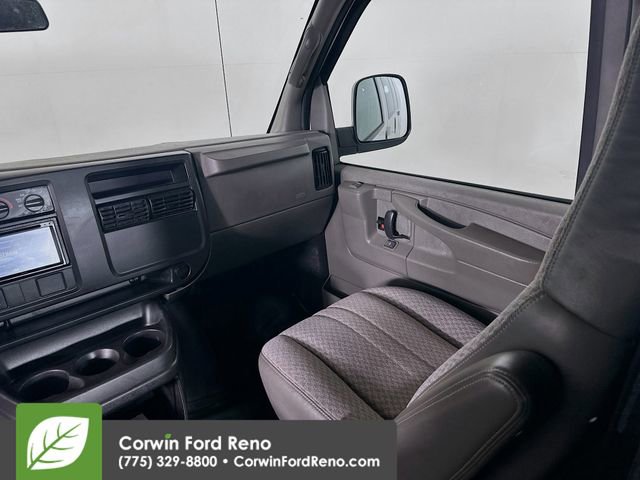 Used 2005 GMC Savana 2500 RWD image 22