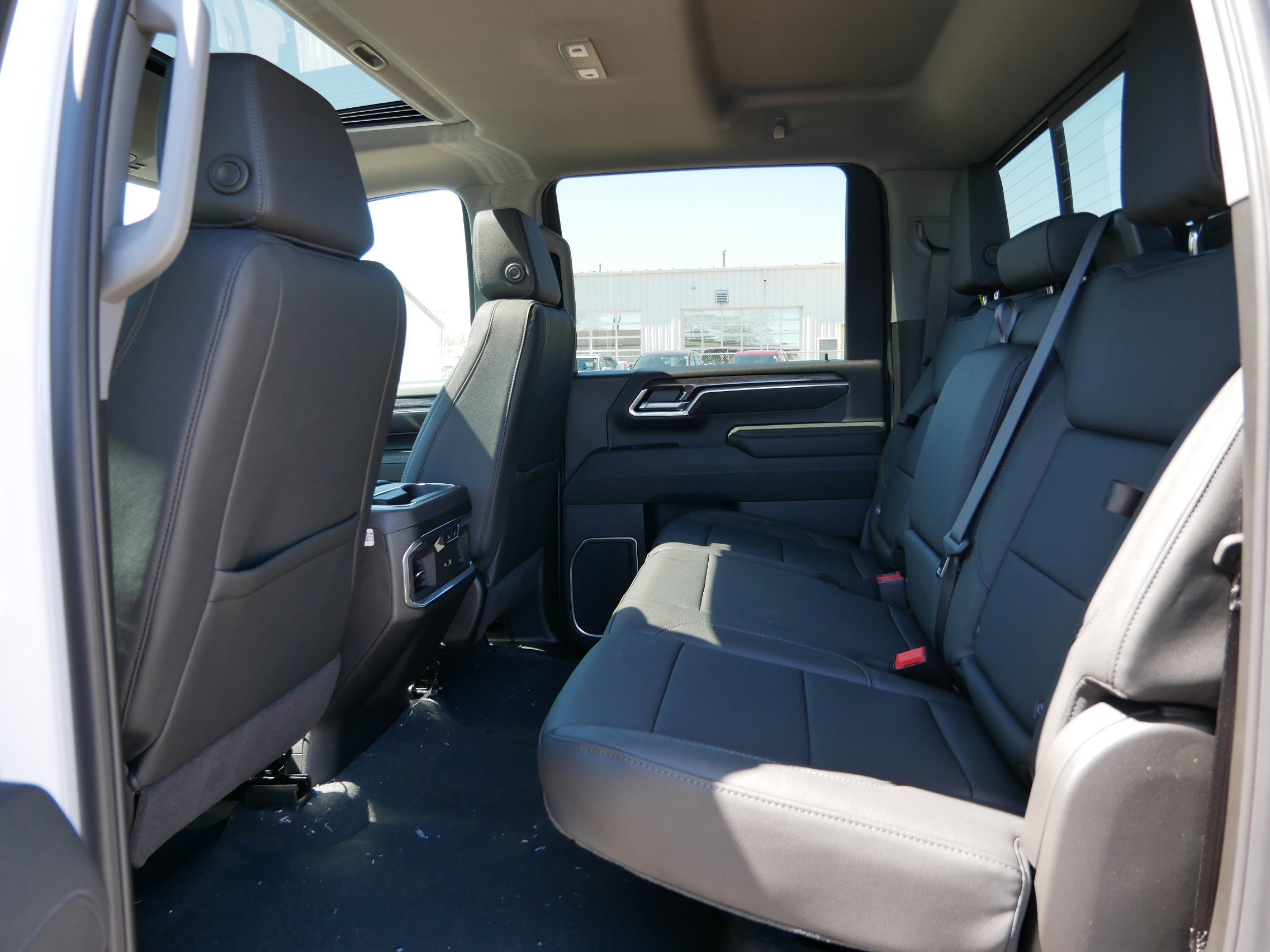 New 2026 Chevrolet Silverado 3500 LTZ w/ LTZ Plus Package AWD/4WD image 12