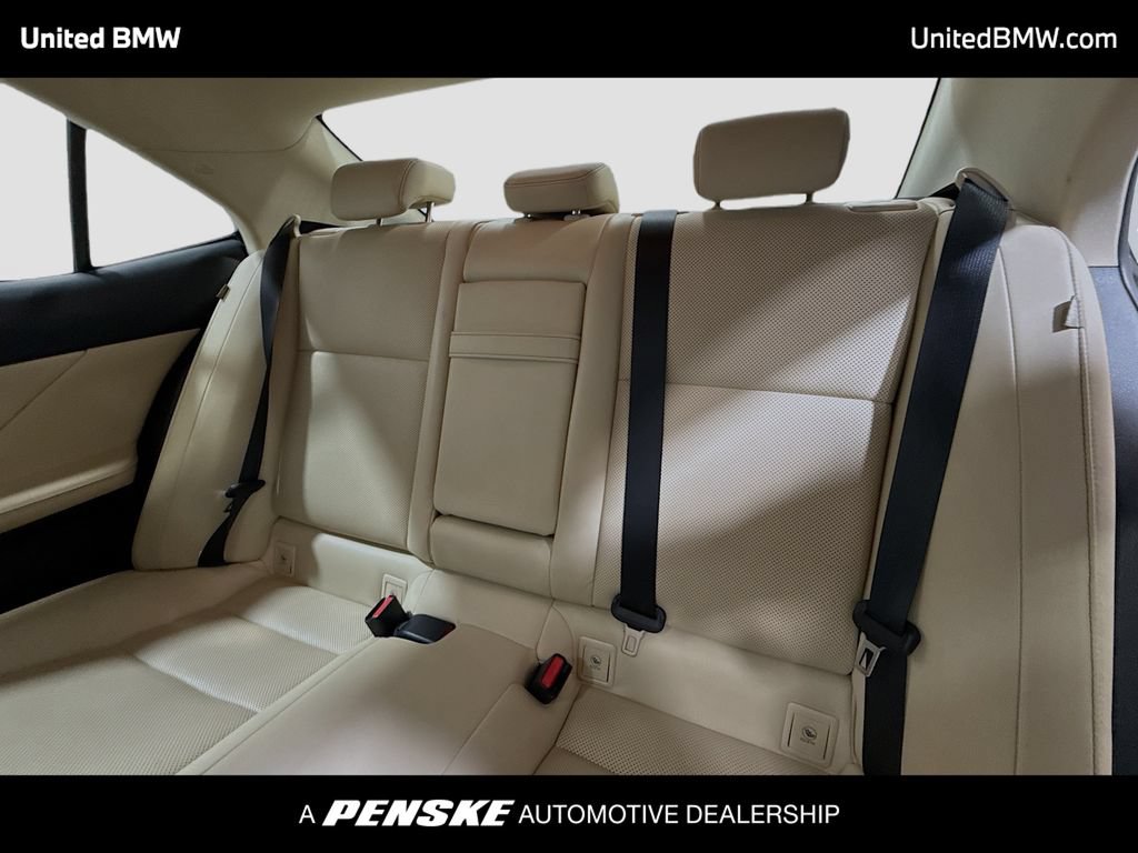 Used 2016 Lexus IS 200t RWD image 12