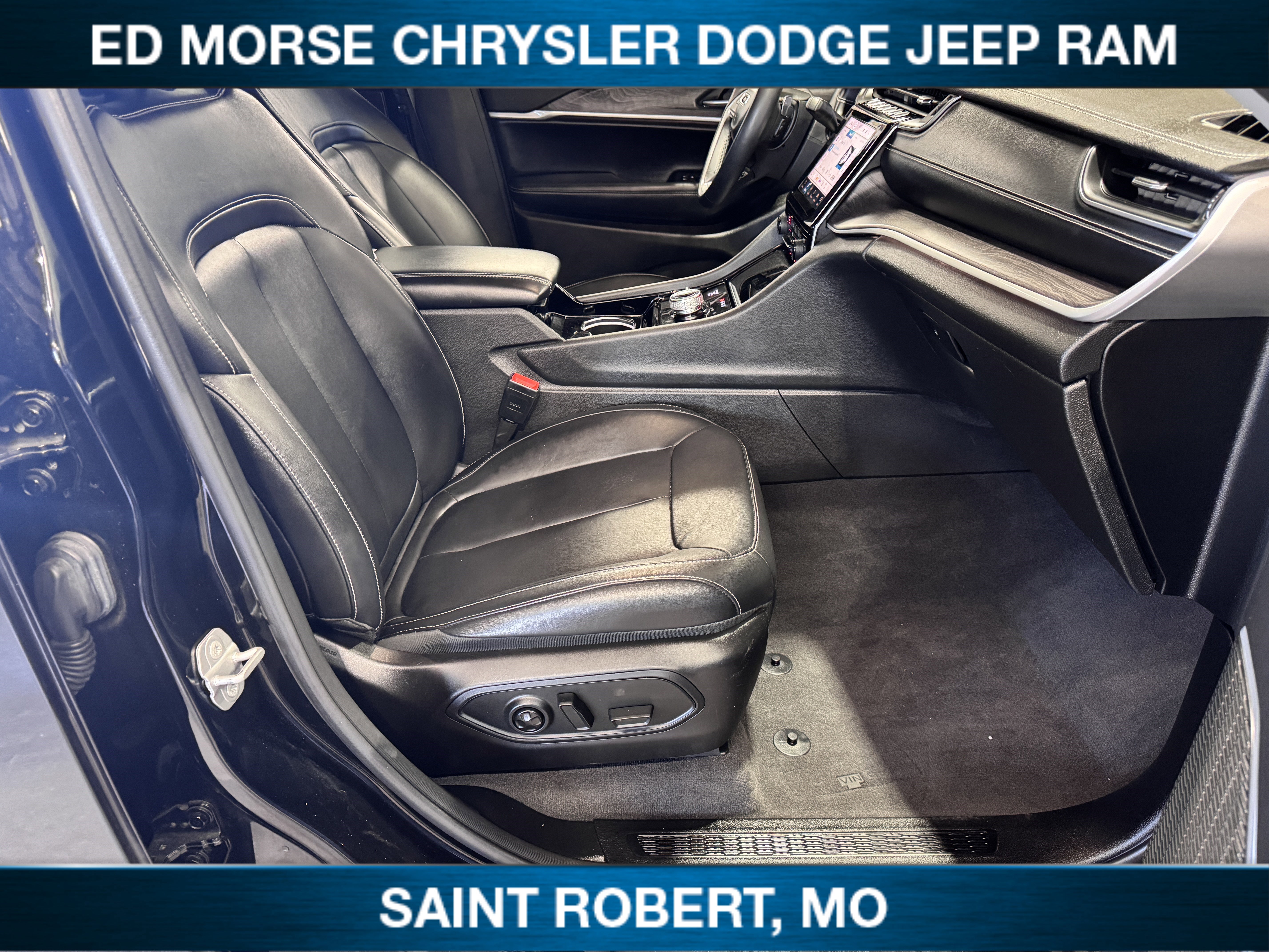 Used 2022 Jeep Grand Cherokee L Limited image 33