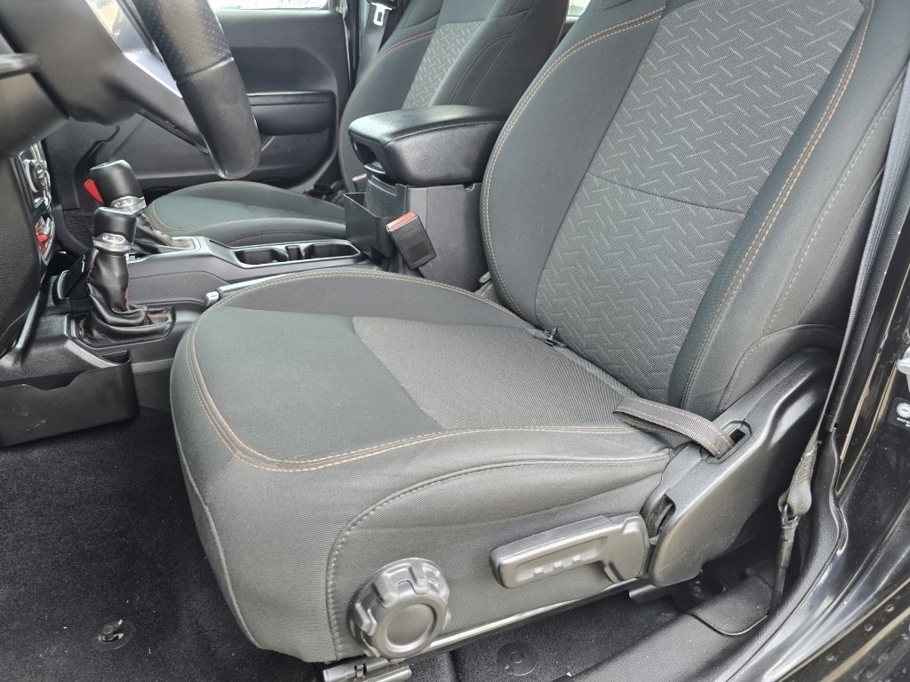 Used 2022 Jeep Gladiator Mojave w/ LED Lighting Group image 21