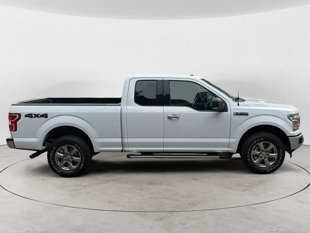Used 2018 Ford F150 XLT w/ Equipment Group 302A Luxury AWD/4WD image 3