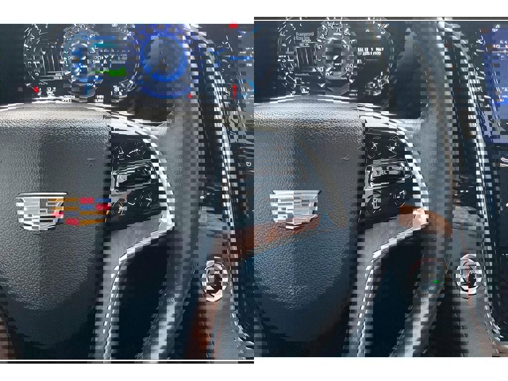 Used 2016 Cadillac Escalade Premium image 20