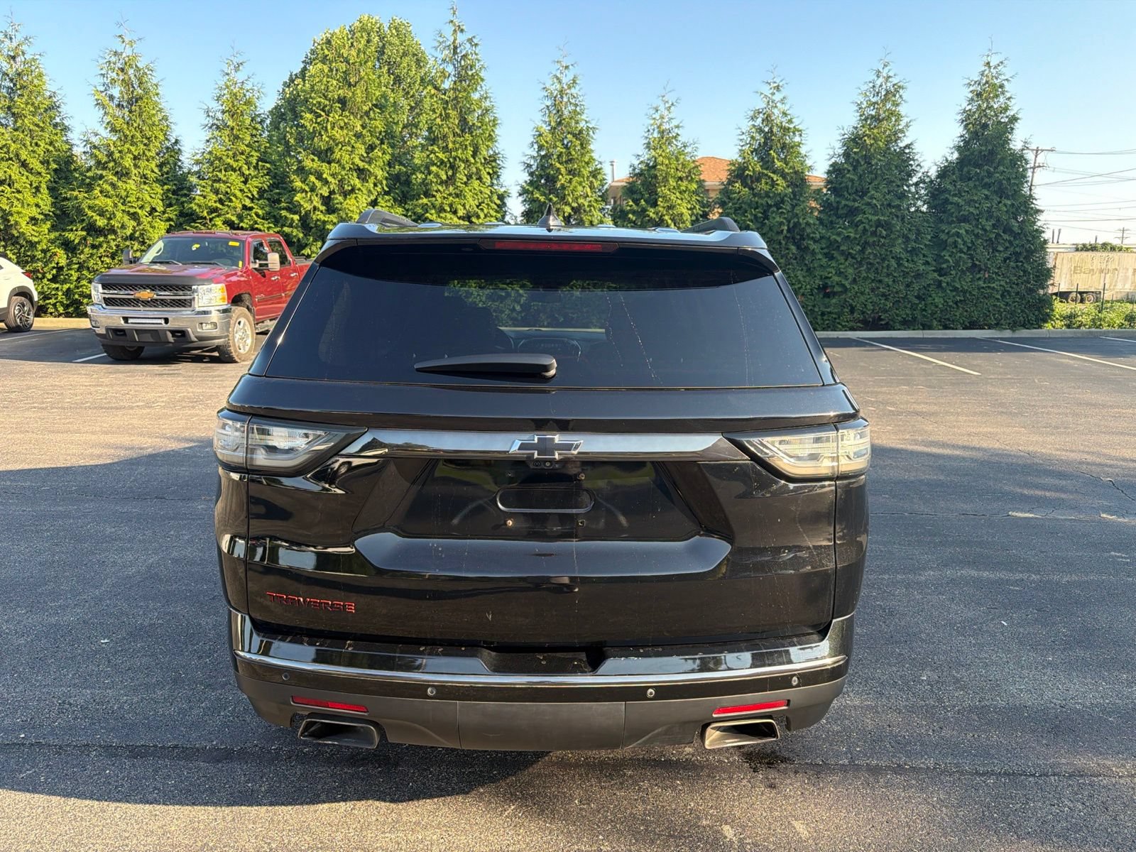 Used 2019 Chevrolet Traverse Premier w/ Redline Edition FWD image 4