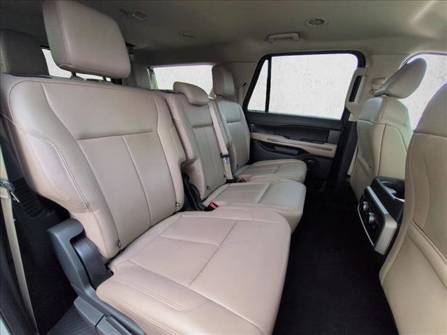 Used 2023 Ford Expedition Max XLT image 20