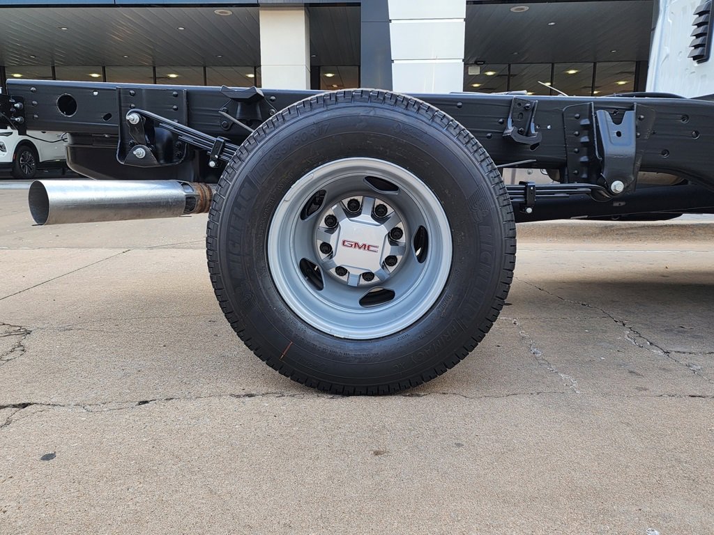 New 2026 GMC Sierra 3500 Pro w/ Convenience Package image 50