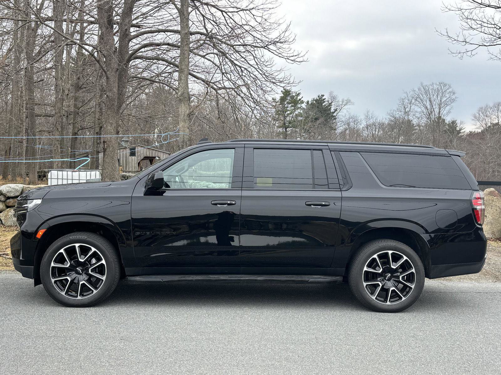 Used 2021 Chevrolet Suburban RST w/ Rear Media and Nav Package image 13