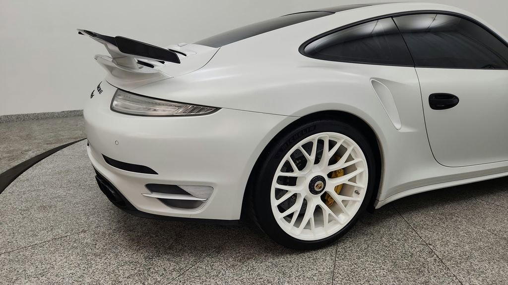 Used 2015 Porsche 911 Turbo S AWD/4WD image 58