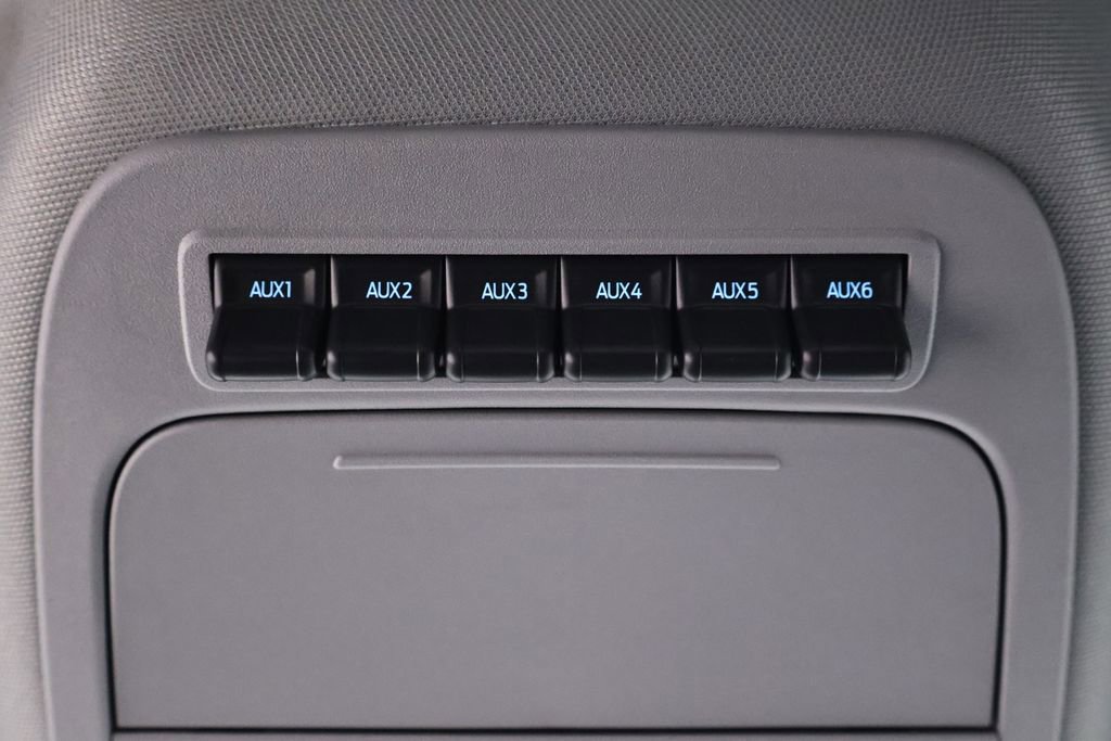 New 2026 Ford F550 4x4 Regular Cab Super Duty image 24