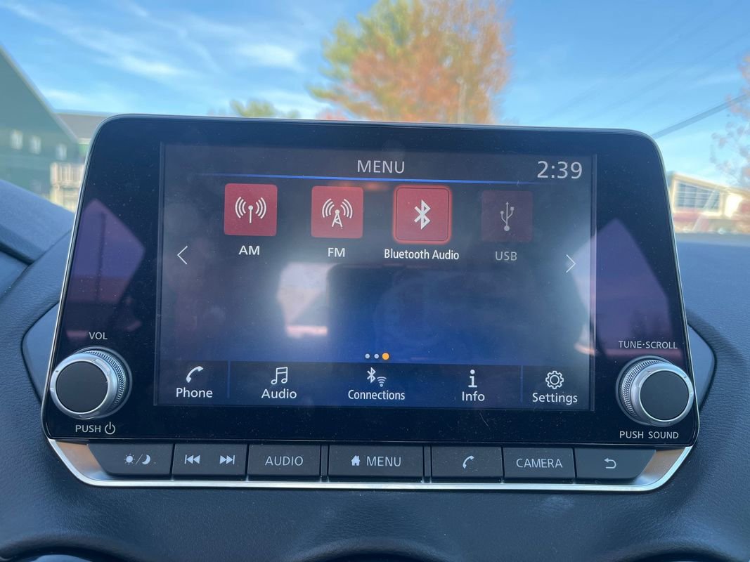 Used 2022 Nissan Sentra SV image 16