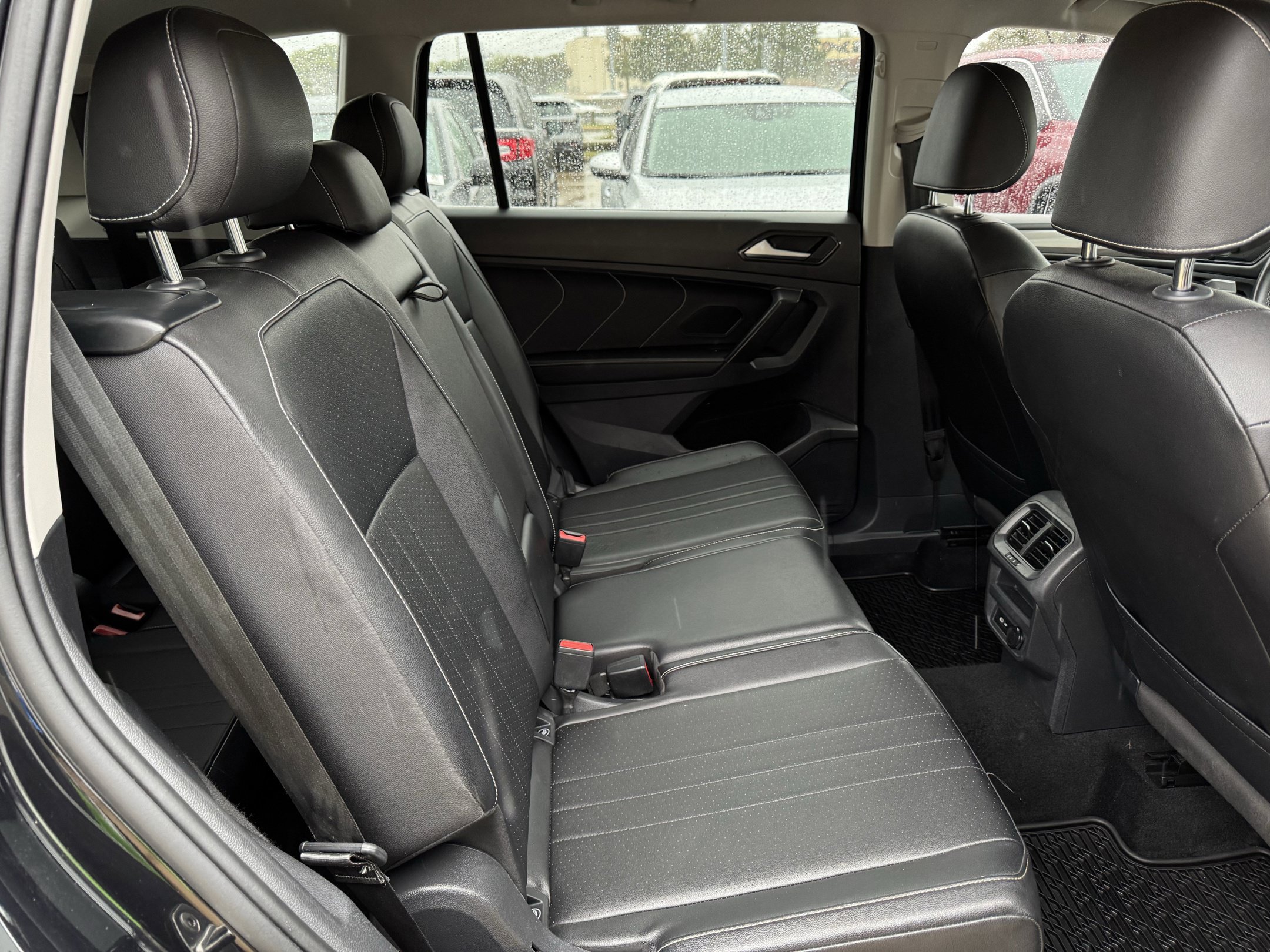 Used 2022 Volkswagen Tiguan SE FWD image 27