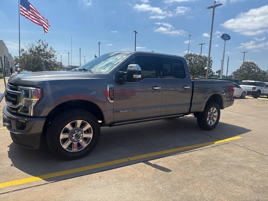 Used 2021 Ford F250 Platinum w/ FX4 Off-Road Package AWD/4WD image 3