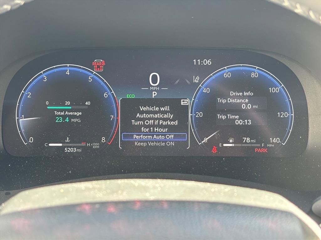 Used 2025 Toyota Highlander Limited image 16