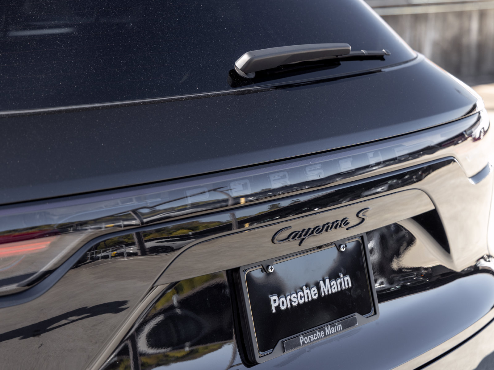Certified 2023 Porsche Cayenne S Platinum AWD/4WD image 19